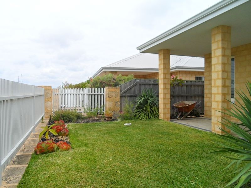 38 Lookout Drive, Yanchep WA 6035