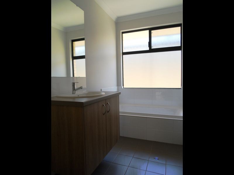 46 Jerrail Street, Yanchep WA 6035