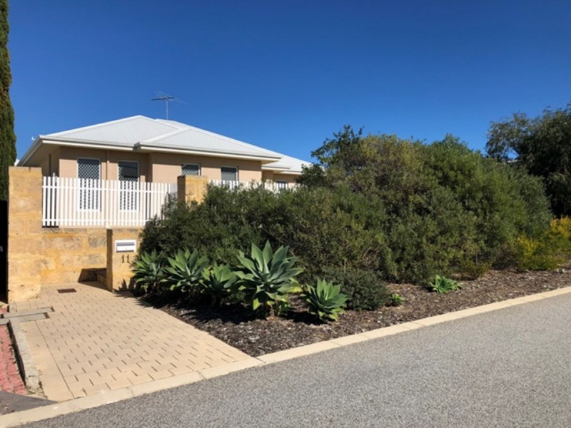 11 Parkbeach Street, Yanchep WA 6035