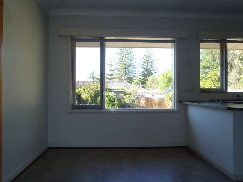 15 Woodrow Avenue, Yokine WA 6060