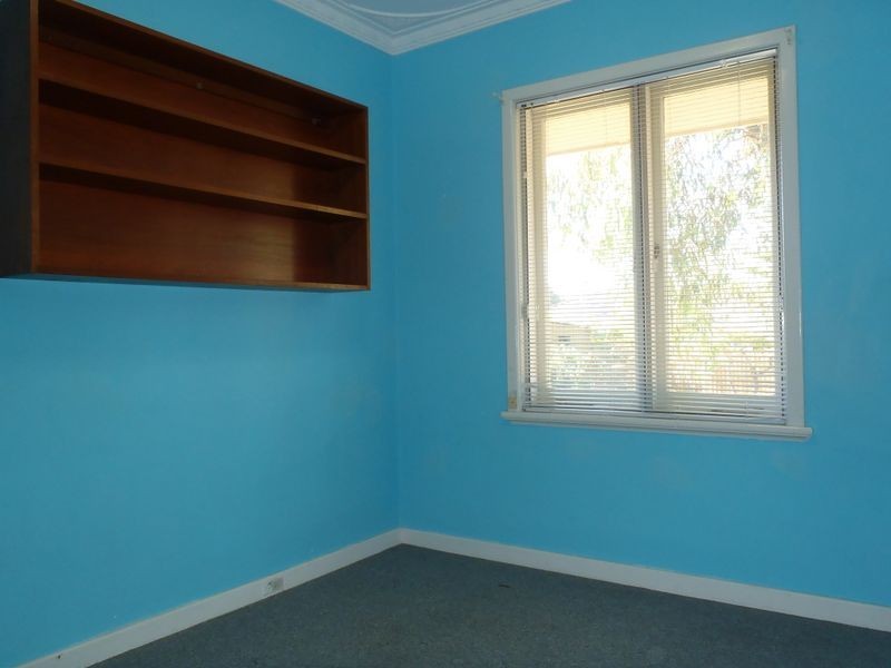 15 Woodrow Avenue, Yokine WA 6060