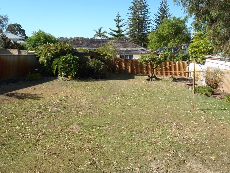 15 Woodrow Avenue, Yokine WA 6060