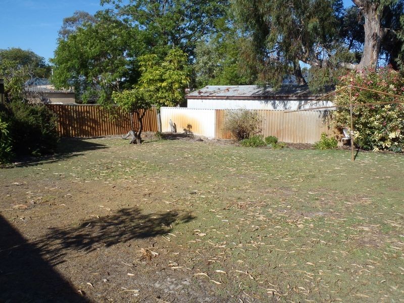 15 Woodrow Avenue, Yokine WA 6060