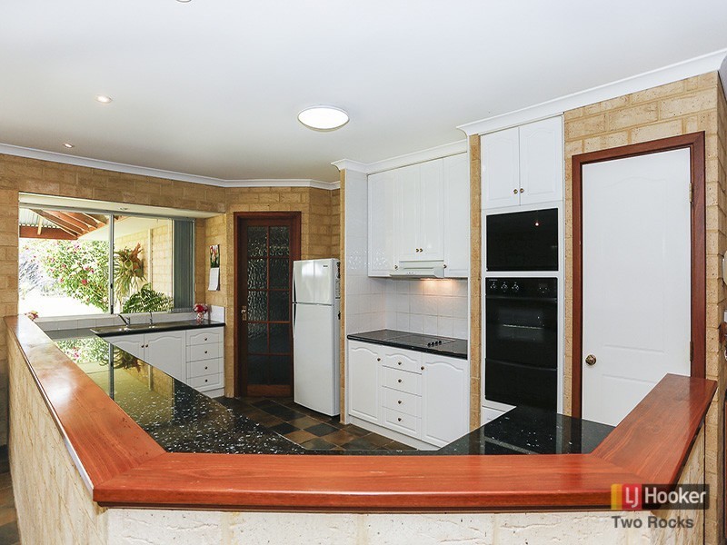 118 Woolly Bush Loop, Woodridge WA 6041