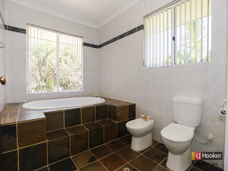 118 Woolly Bush Loop, Woodridge WA 6041