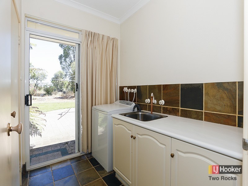 118 Woolly Bush Loop, Woodridge WA 6041