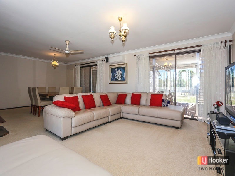 18 Damepattie Drive, Two Rocks WA 6037