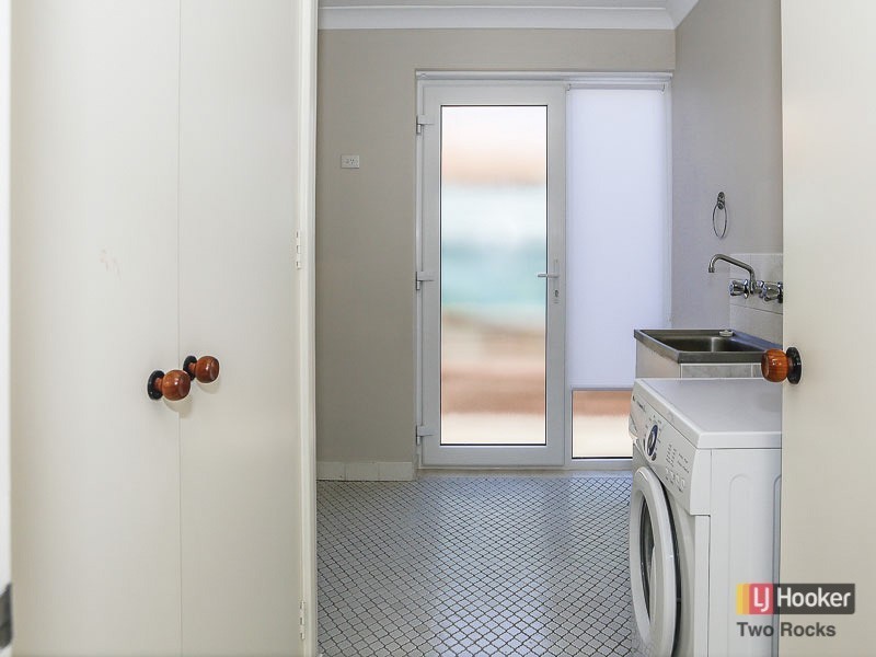 18 Damepattie Drive, Two Rocks WA 6037