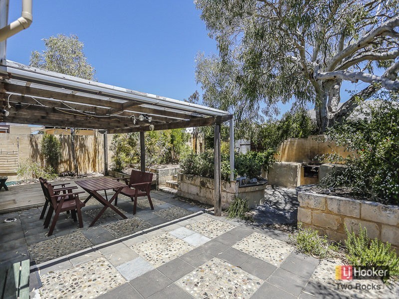 7 Intrepid Court, Two Rocks WA 6037