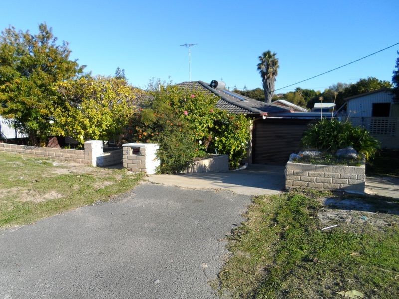 4 Candler Way, Two Rocks WA 6037