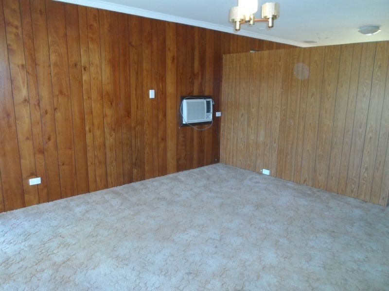 4 Candler Way, Two Rocks WA 6037