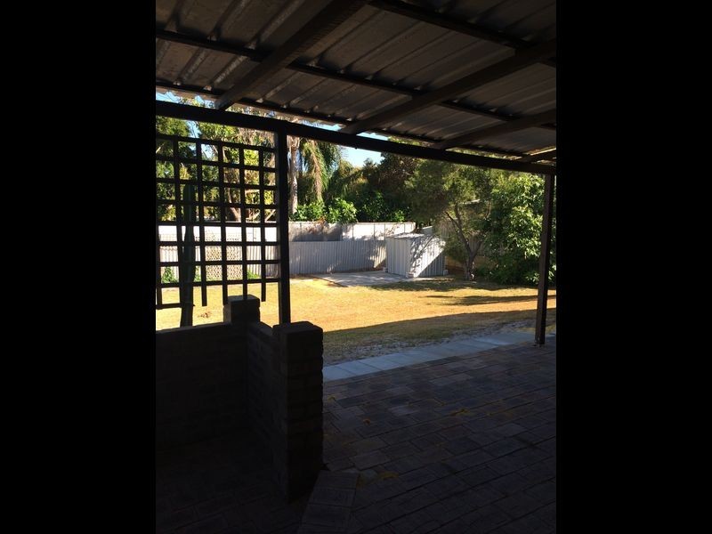 9 Wilson Place, Two Rocks WA 6037