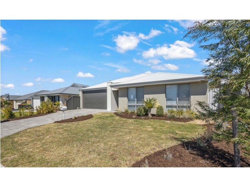 38 Etendue Crescent, Eglinton WA 6034