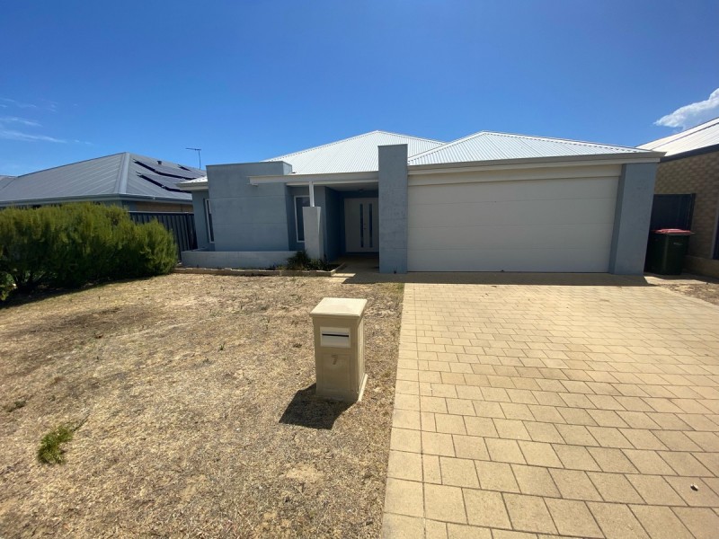 7 Danbulla Loop, Yanchep WA 6035