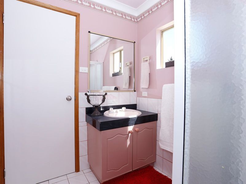 6 Valkyrie Place, Two Rocks WA 6037