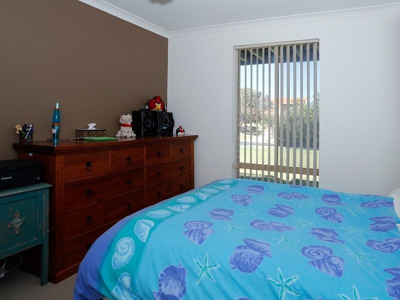 6 Valkyrie Place, Two Rocks WA 6037