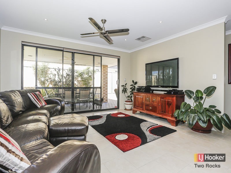 20 Blackwood Meander, Yanchep WA 6035