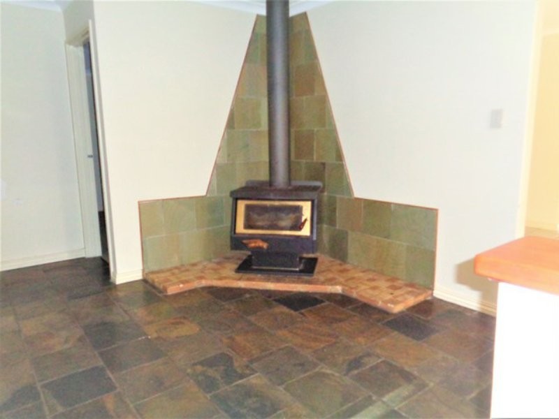 5 Hardy Court, Two Rocks WA 6037