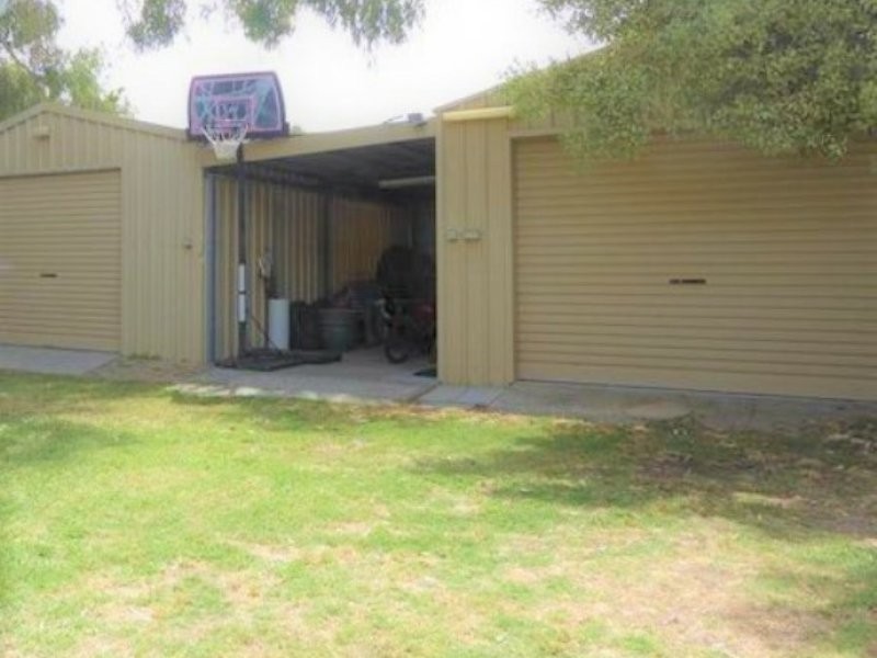 5 Hardy Court, Two Rocks WA 6037