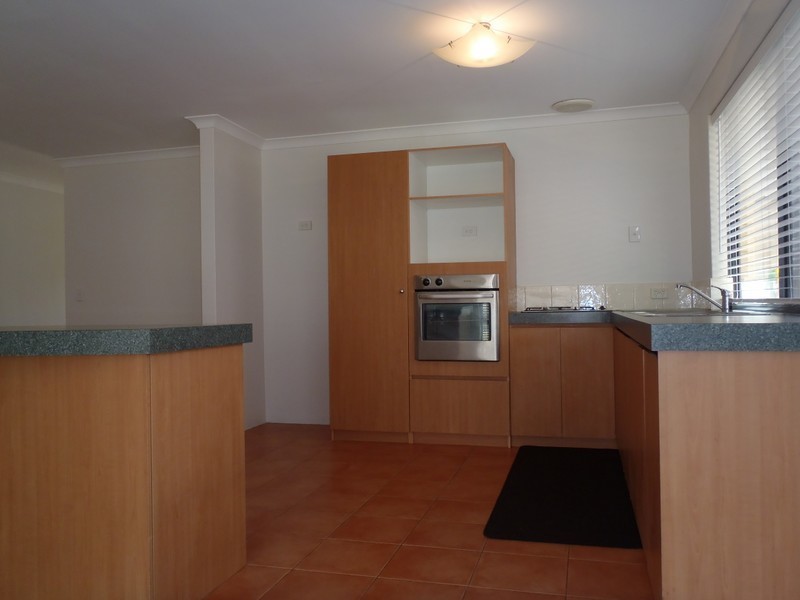 38 Lady Lindsay Cove, Yanchep WA 6035