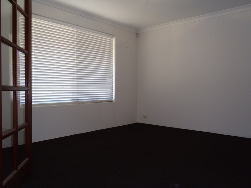 38 Lady Lindsay Cove, Yanchep WA 6035