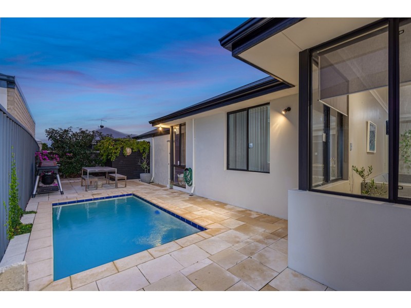 14 Ferryside Road, Butler WA 6036