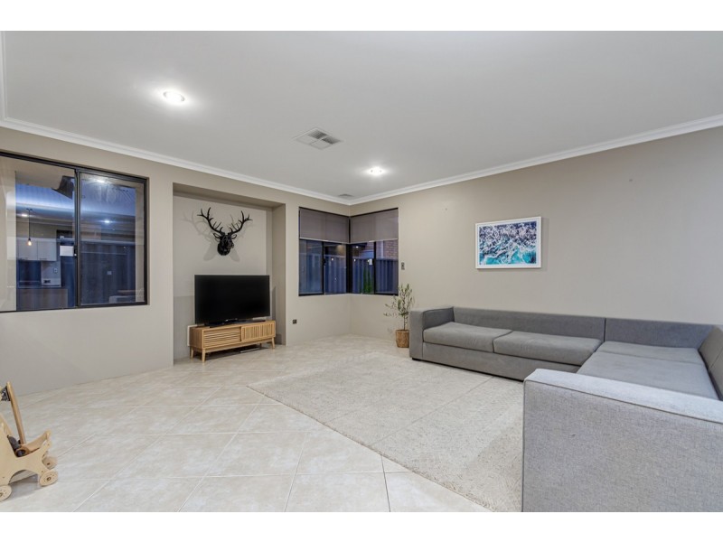 14 Ferryside Road, Butler WA 6036