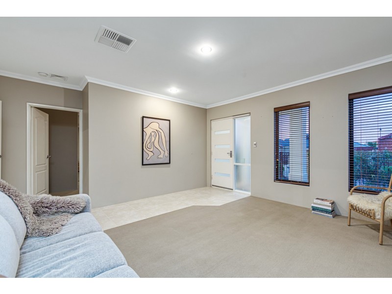 14 Ferryside Road, Butler WA 6036