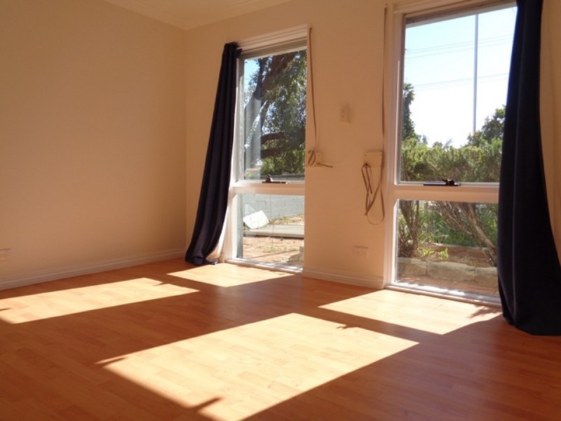 20 Blaxland Avenue, Two Rocks WA 6037