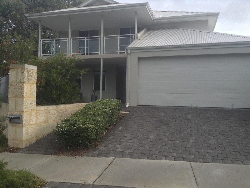 1 Mullins Way, Yanchep WA 6035