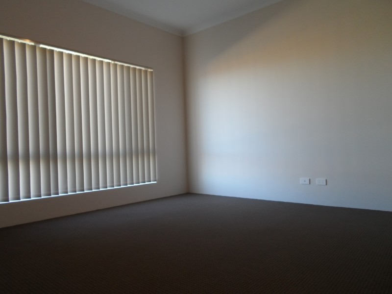 55 Fawkner Road, Two Rocks WA 6037