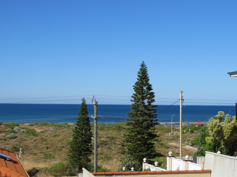 10 Springhill Place, Two Rocks WA 6037