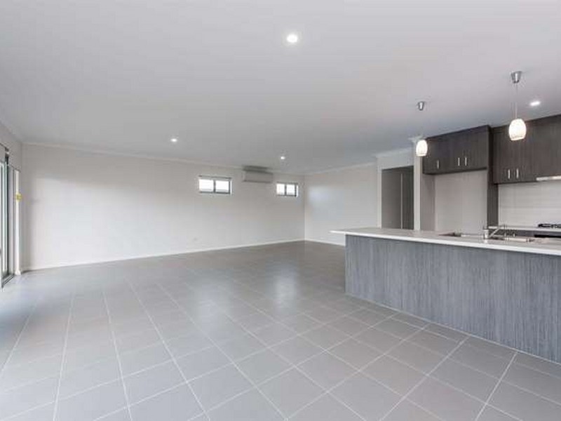 43 Montebello Boulevard, Two Rocks WA 6037