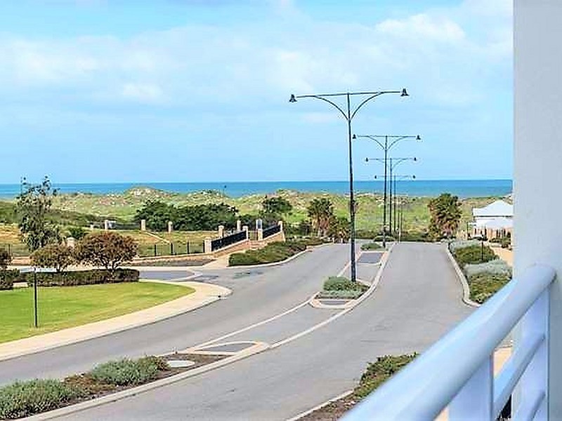 43 Montebello Boulevard, Two Rocks WA 6037