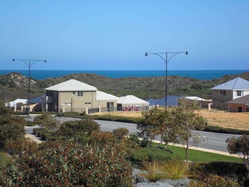 1 Wistari Circle, Two Rocks WA 6037