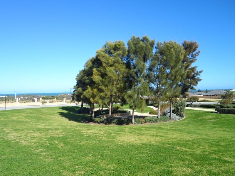 1 Wistari Circle, Two Rocks WA 6037