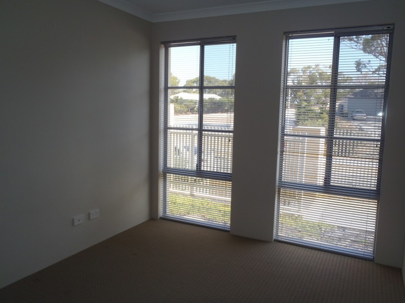 11 Seagrass Street, Yanchep WA 6035