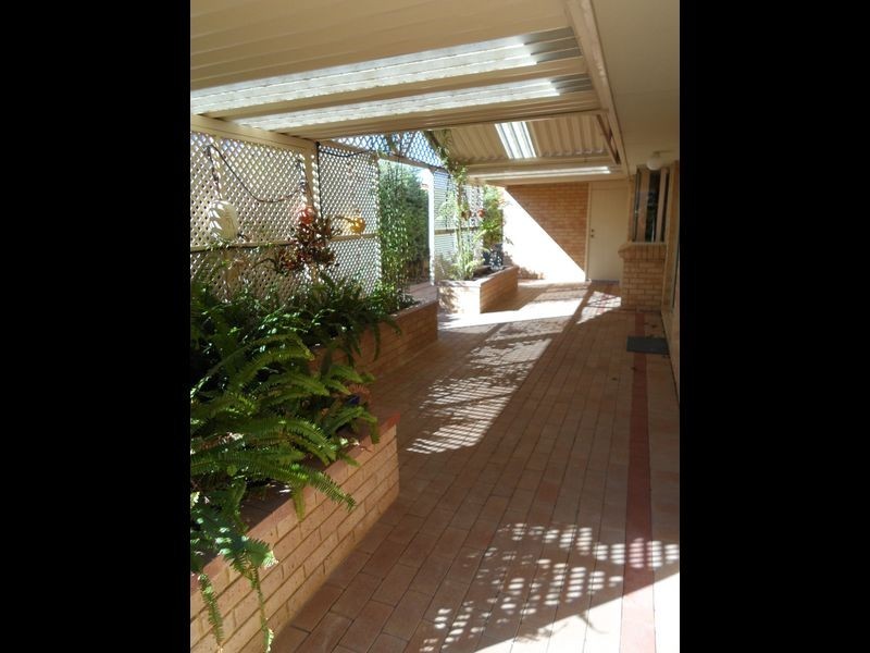 11 Harlequin Way, Yanchep WA 6035