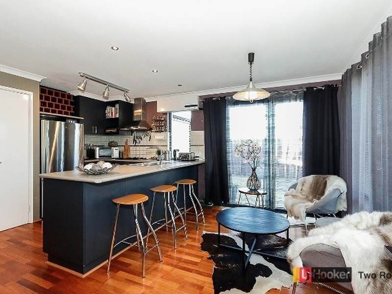 9 Evans Place, Two Rocks WA 6037