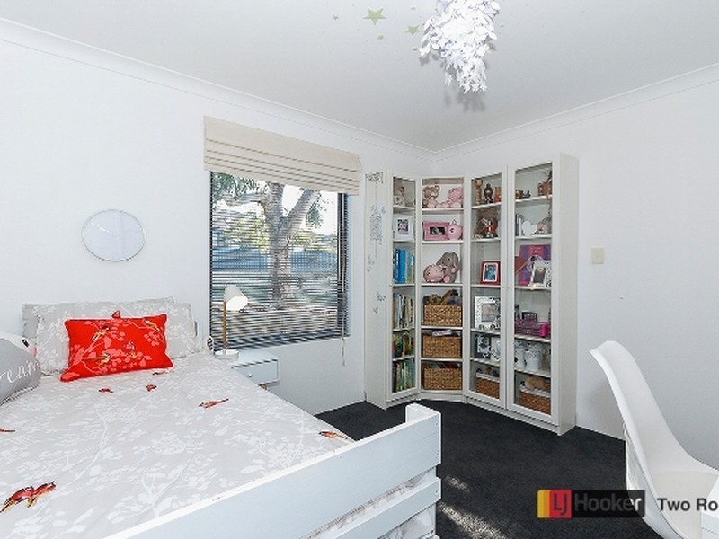 9 Evans Place, Two Rocks WA 6037