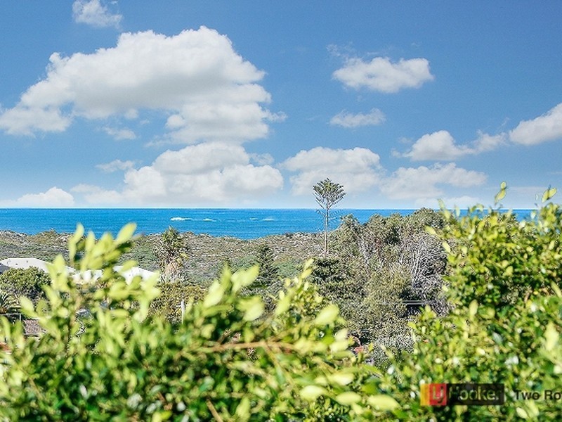 9 Evans Place, Two Rocks WA 6037