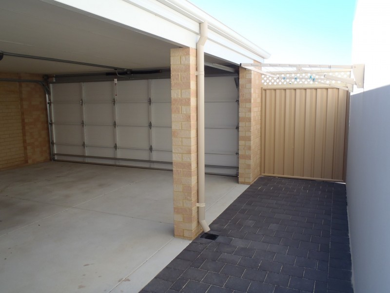 61 Randstone Parade, Butler WA 6036