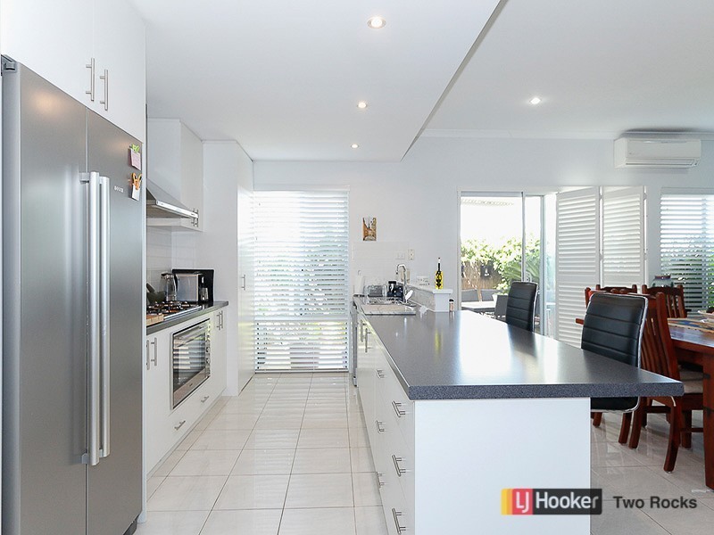 27 Windy Lane, Yanchep WA 6035