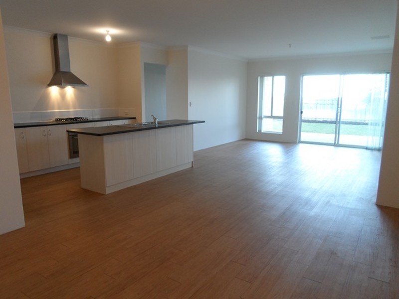 3 Seaside Avenue, Yanchep WA 6035