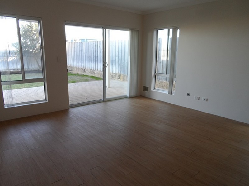 3 Seaside Avenue, Yanchep WA 6035