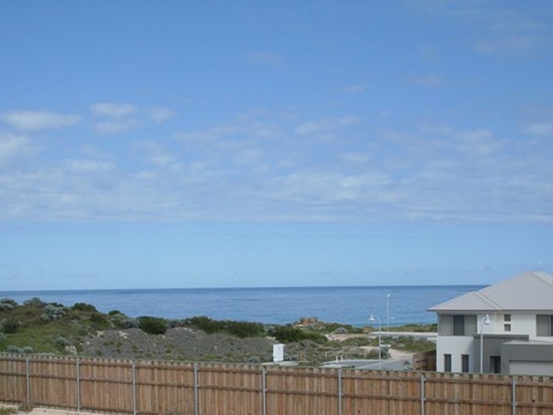 3 Seaside Avenue, Yanchep WA 6035