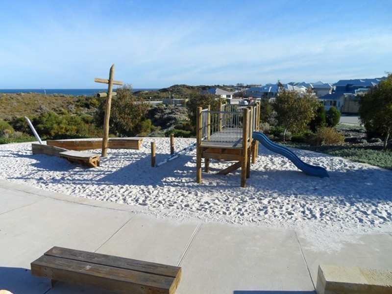 3 Seaside Avenue, Yanchep WA 6035