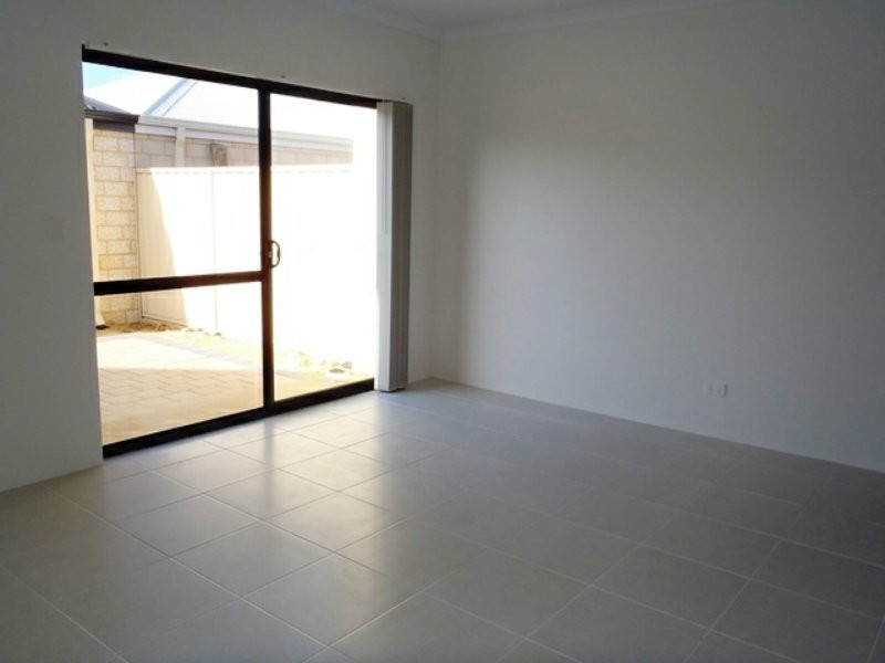 111 Randstone Parade, Butler WA 6036