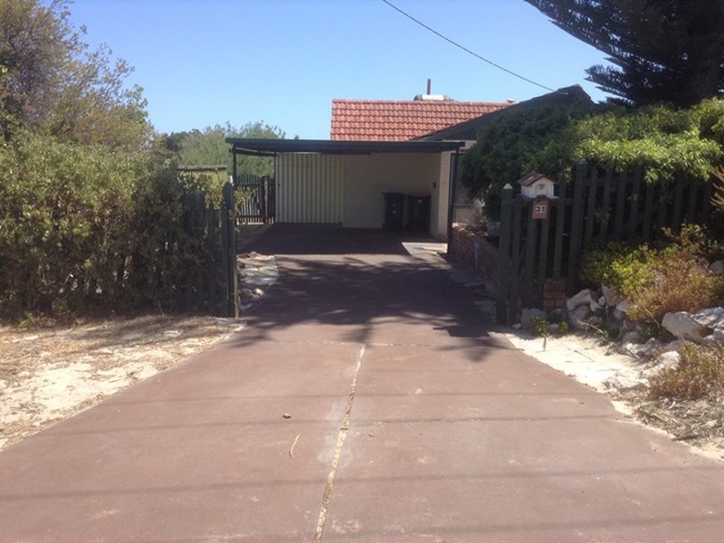 31 Leichhardt Drive, Two Rocks WA 6037