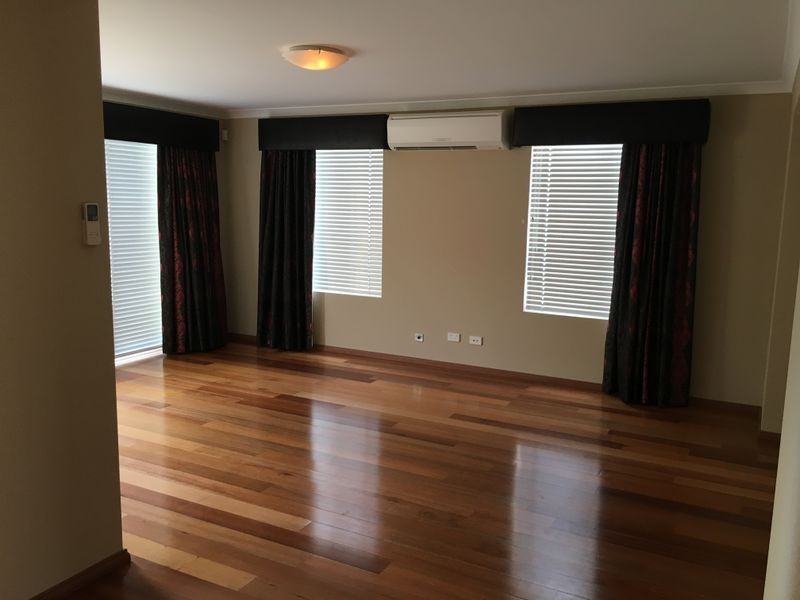 9 Seadrift Street, Yanchep WA 6035